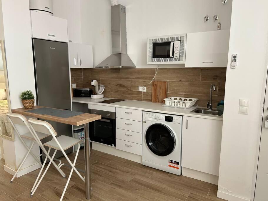 Estudio Carretera Cadiz Málaga Eksteriør billede